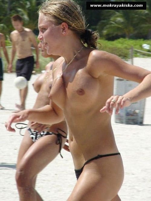 Девушки на русских пляжах 29 фото